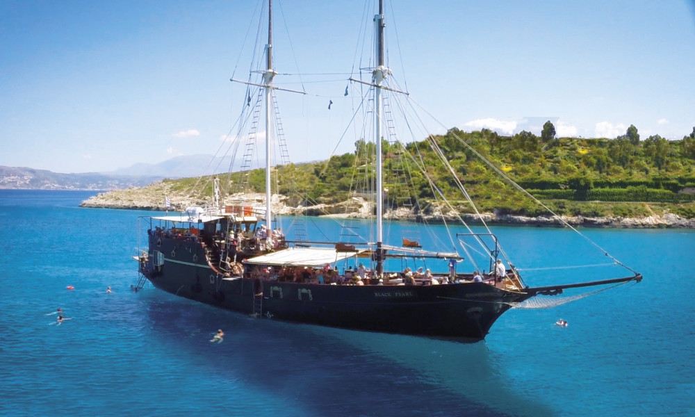 SOUDA BAY CRUISE